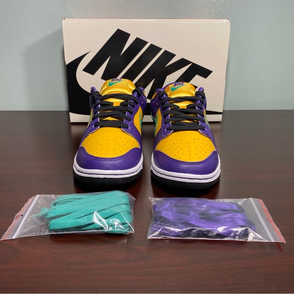 🚫SOLD🚫 Nike Dunk Low x Lisa Leslie 'Sparks' - Picture 3 of 10